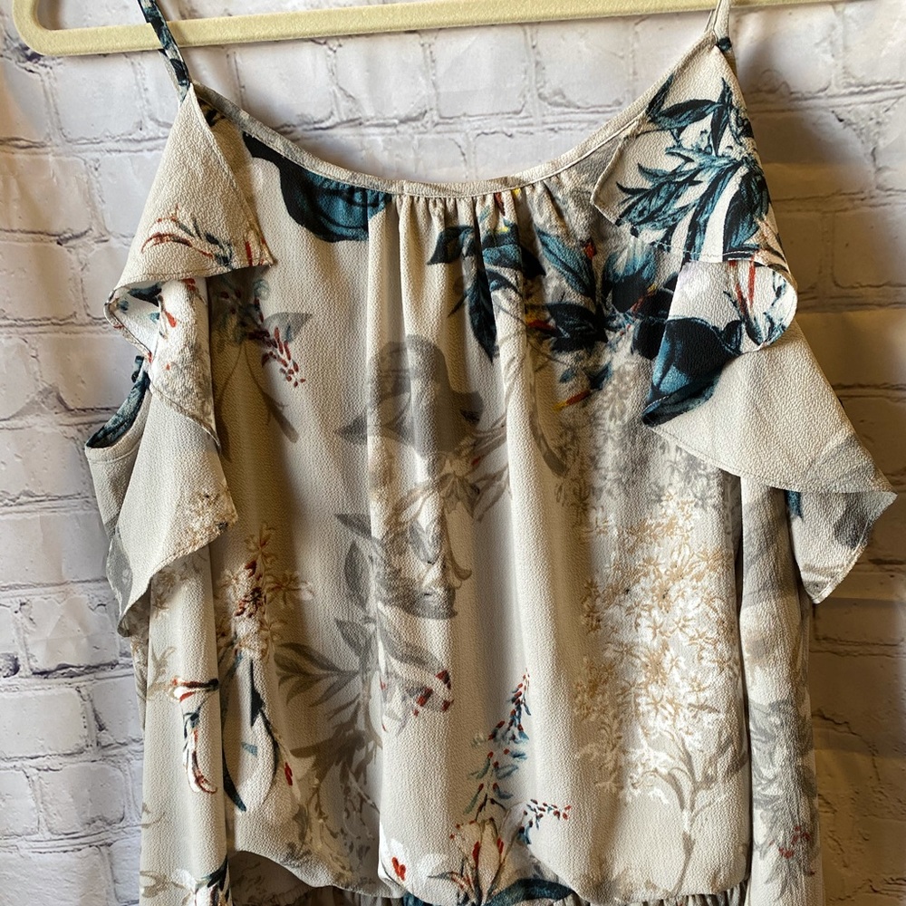 Dex size medium crepe short dress